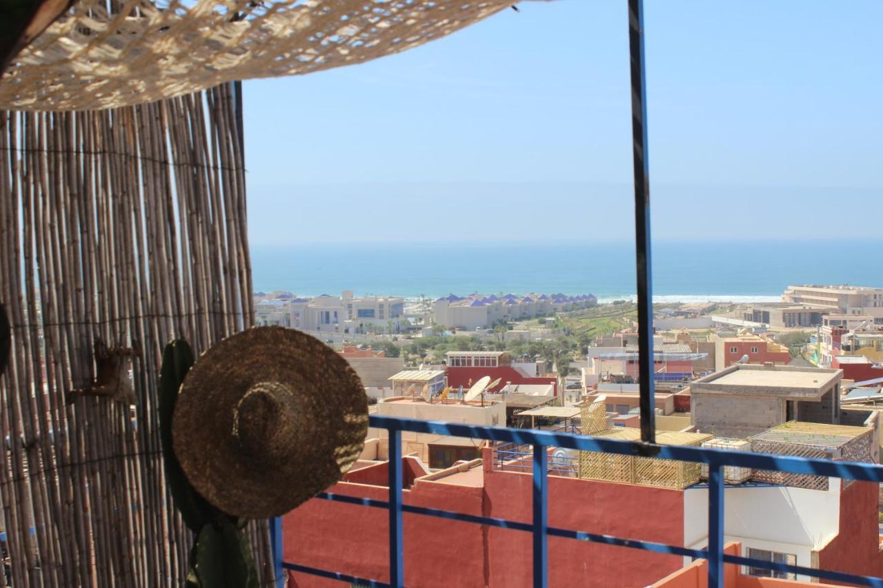 Tamraght White Hostel Exterior photo