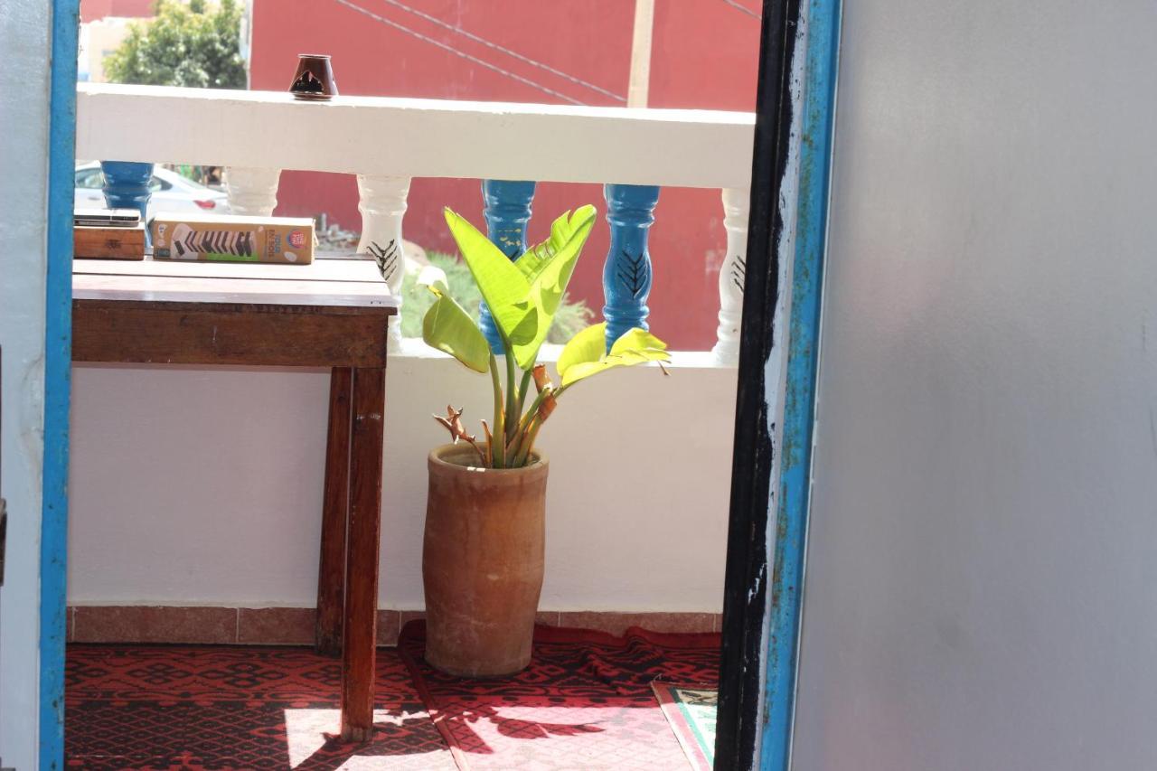 Tamraght White Hostel Exterior photo
