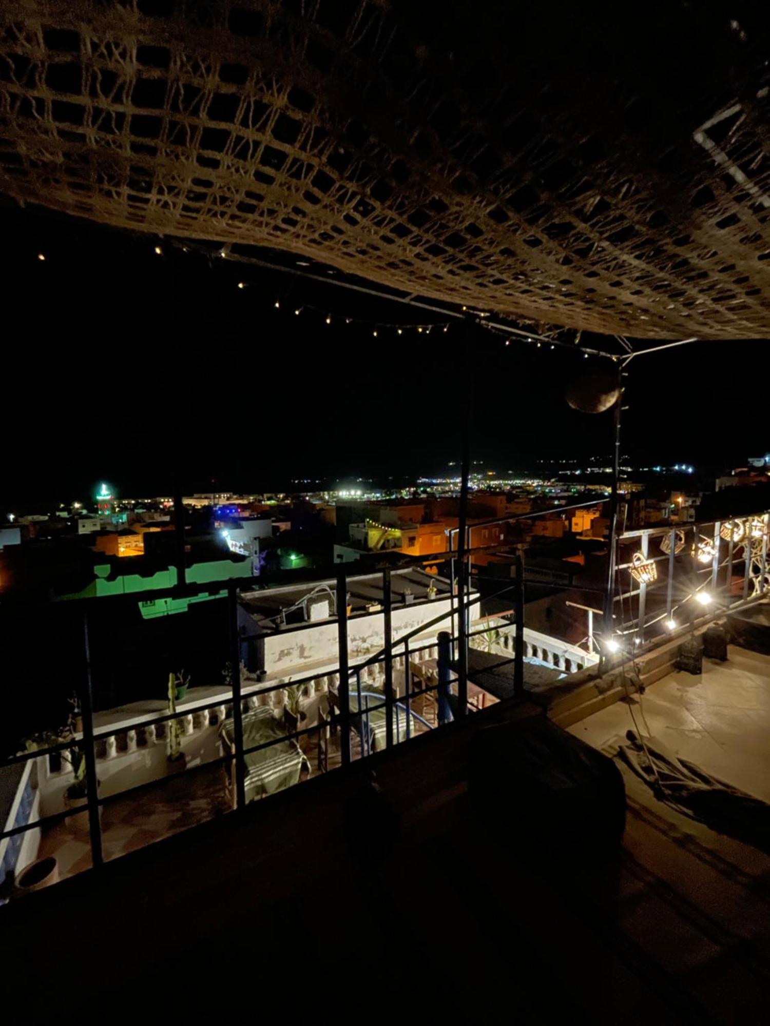 Tamraght White Hostel Exterior photo